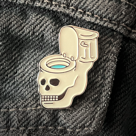 Skull Toilet Pin